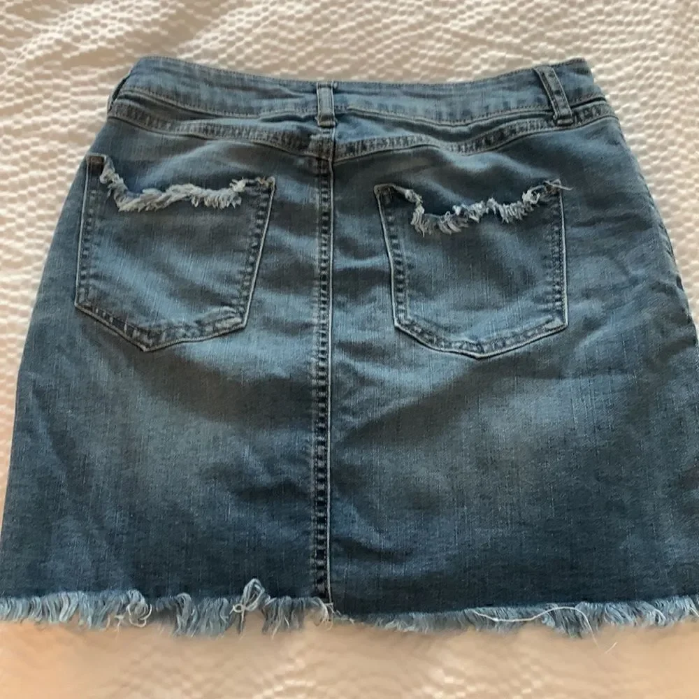 REWASH brand, vintage reunion, mini skirt, great condition, small